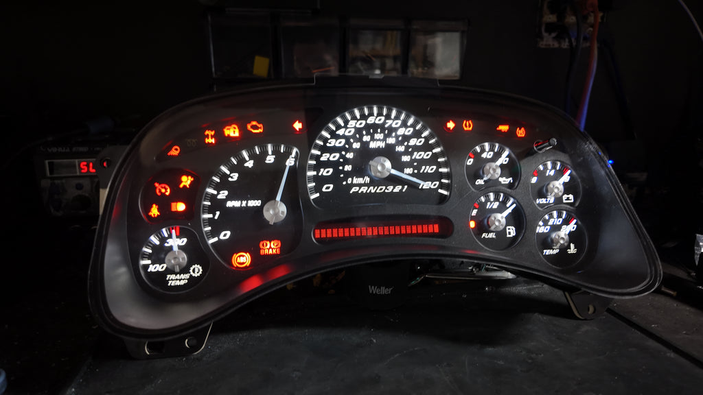 Black Super Sport (SS) Style Gauge Cluster – 2003–2007 GM GMT800