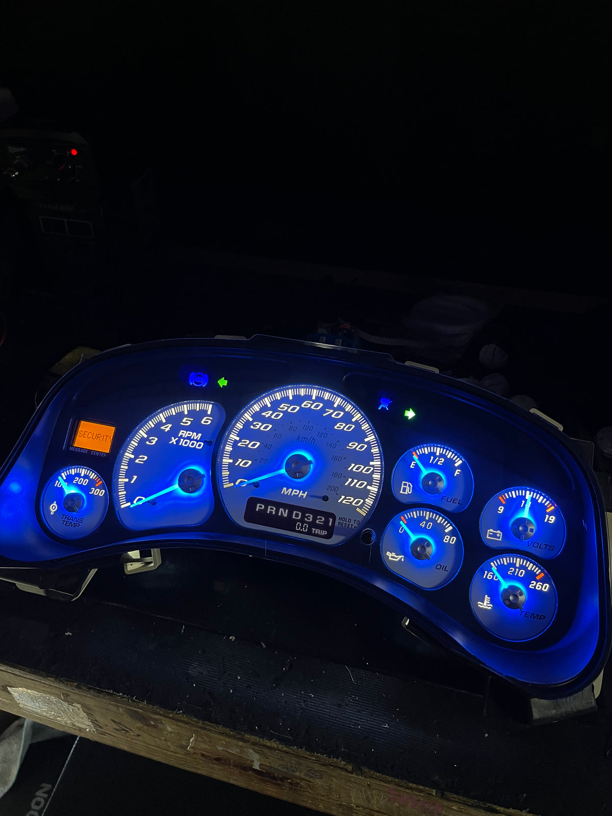 1999–2002 Silverado / Sierra White SS 120 MPH Gauge Cluster – Blue LEDs + Blue Glow Needles | Plug & Play Rebuild (Working Trans Temp)