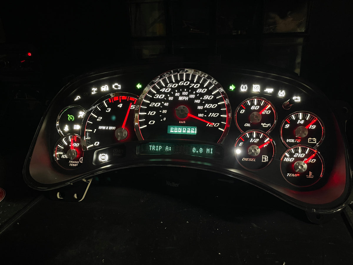 Duramax GMT800 Gauge Cluster – Black SS Overlay | 2003–2006 Silverado 2500HD/3500HD