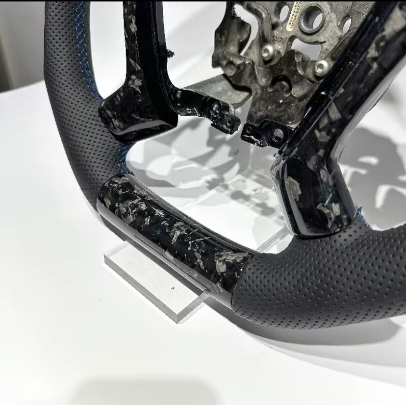 Custom Carbon Fiber Steering Wheel – Chevrolet Silverado