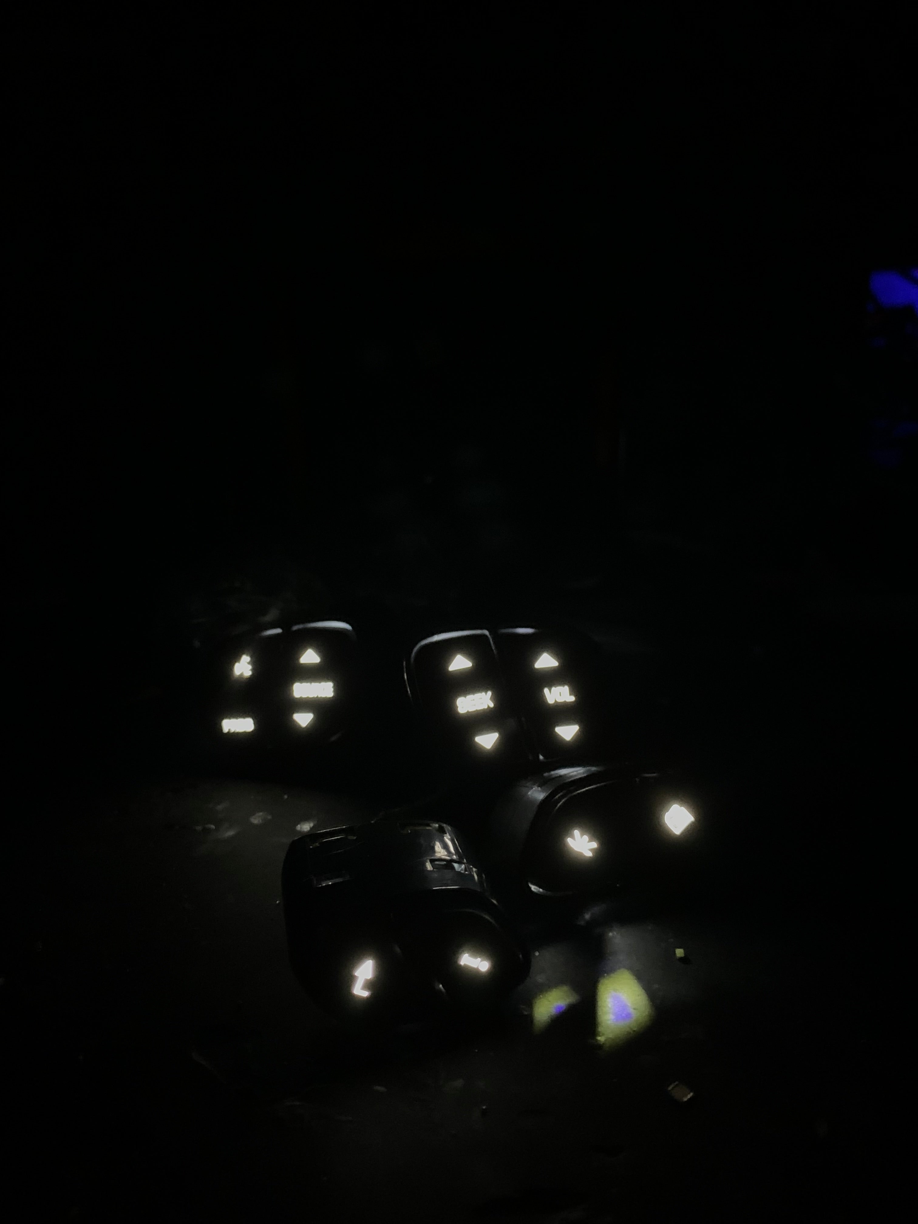 2003-2006 Gm Steering Wheel Control Buttons White Led