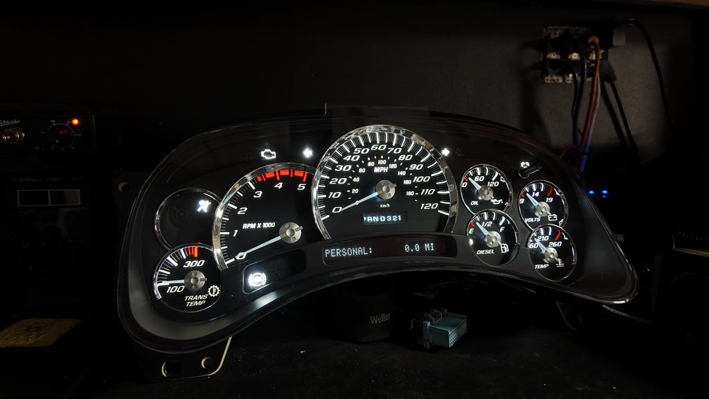 Duramax GMT800 Gauge Cluster – Black SS Overlay | 2003–2006 Silverado 2500HD/3500HD