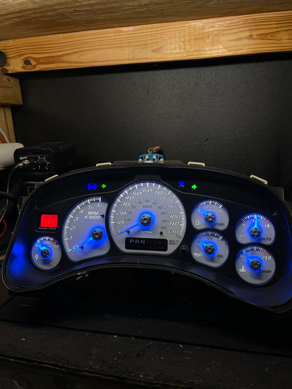 1999–2002 Silverado / Sierra White SS 120 MPH Gauge Cluster – Blue LEDs + Blue Glow Needles | Plug & Play Rebuild (Working Trans Temp)