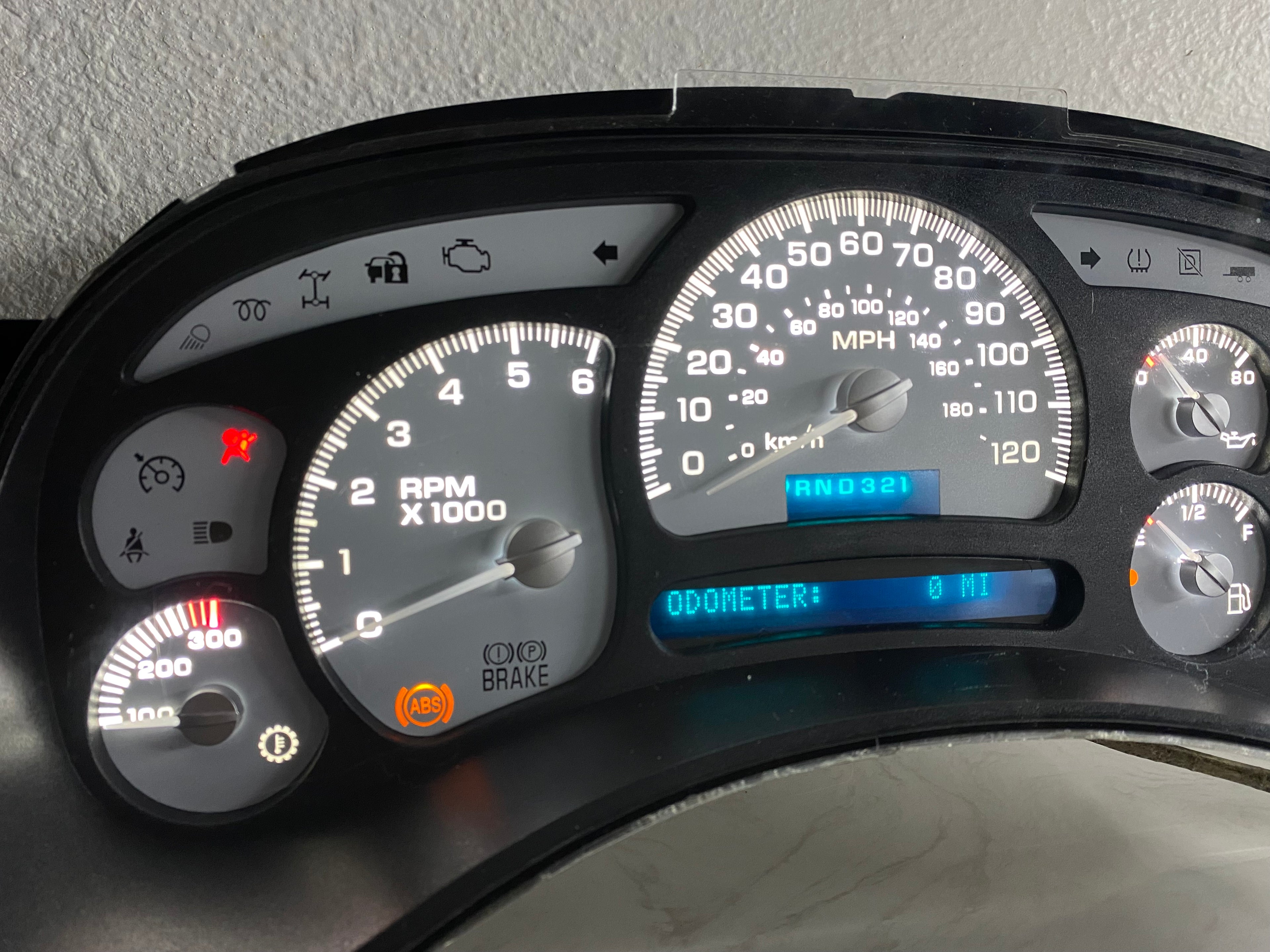 White guageCluster | 03–07 GM Trucks | | Plug & Play