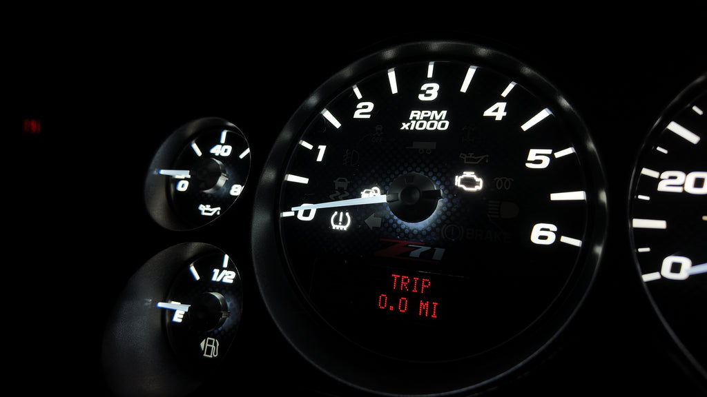 2007–2014 GM Carbon Fiber Z71 Gauge Cluster | white LED Backlight + White Warning Lights |