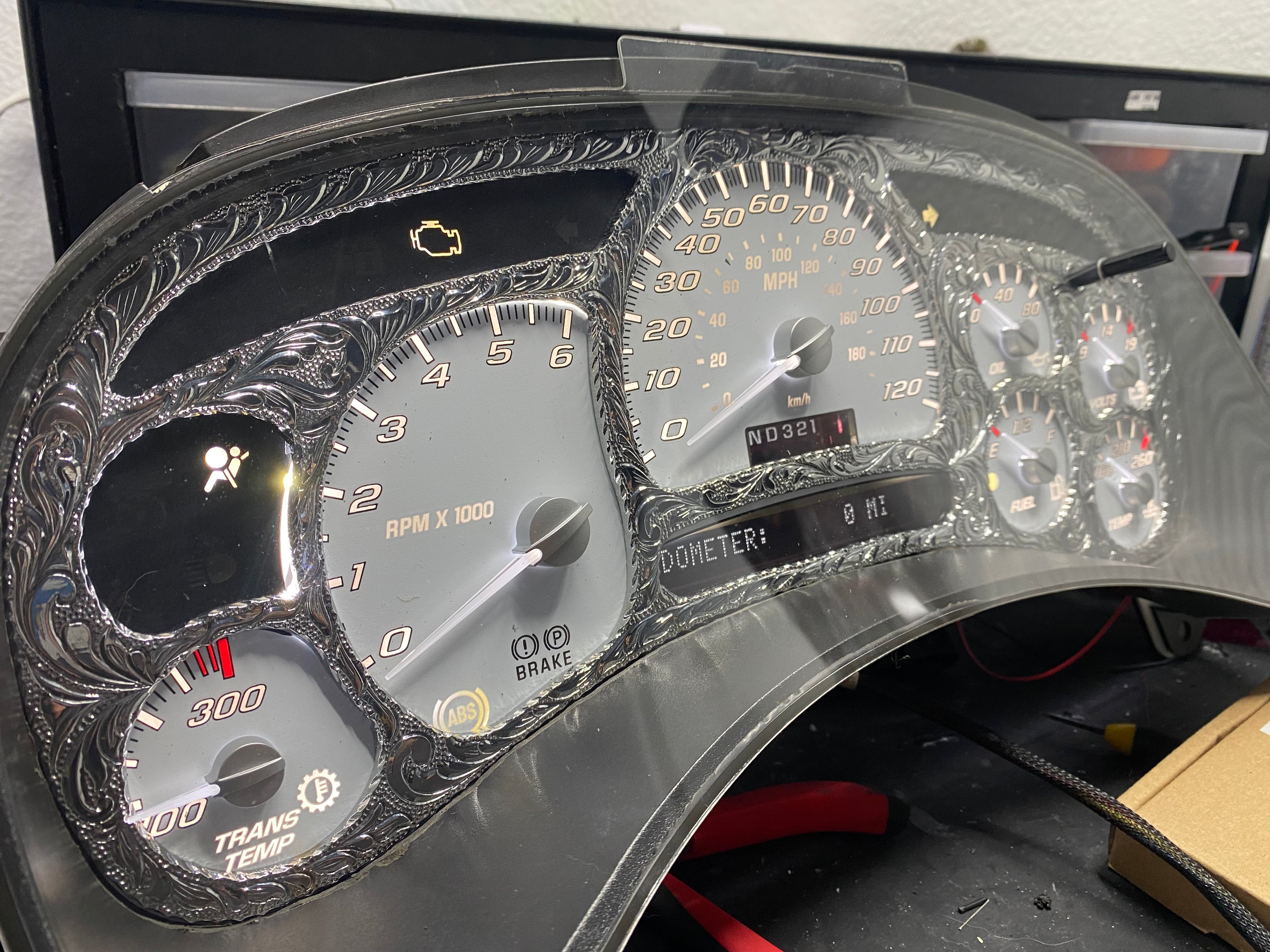 Custom Engraved Chevy/GMC Gauge Cluster – Handcrafted | 1999-2007 |