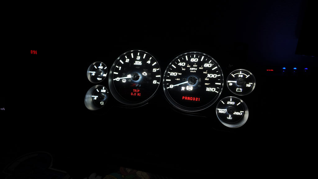 2007–2014 GM Carbon Fiber Z71 Gauge Cluster | white LED Backlight + White Warning Lights |