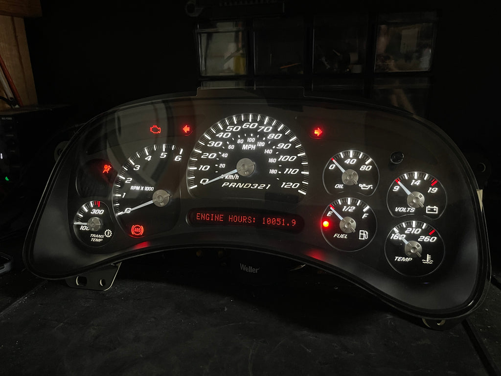 Black Super Sport (SS) Style Gauge Cluster – 2003–2007 GM GMT800