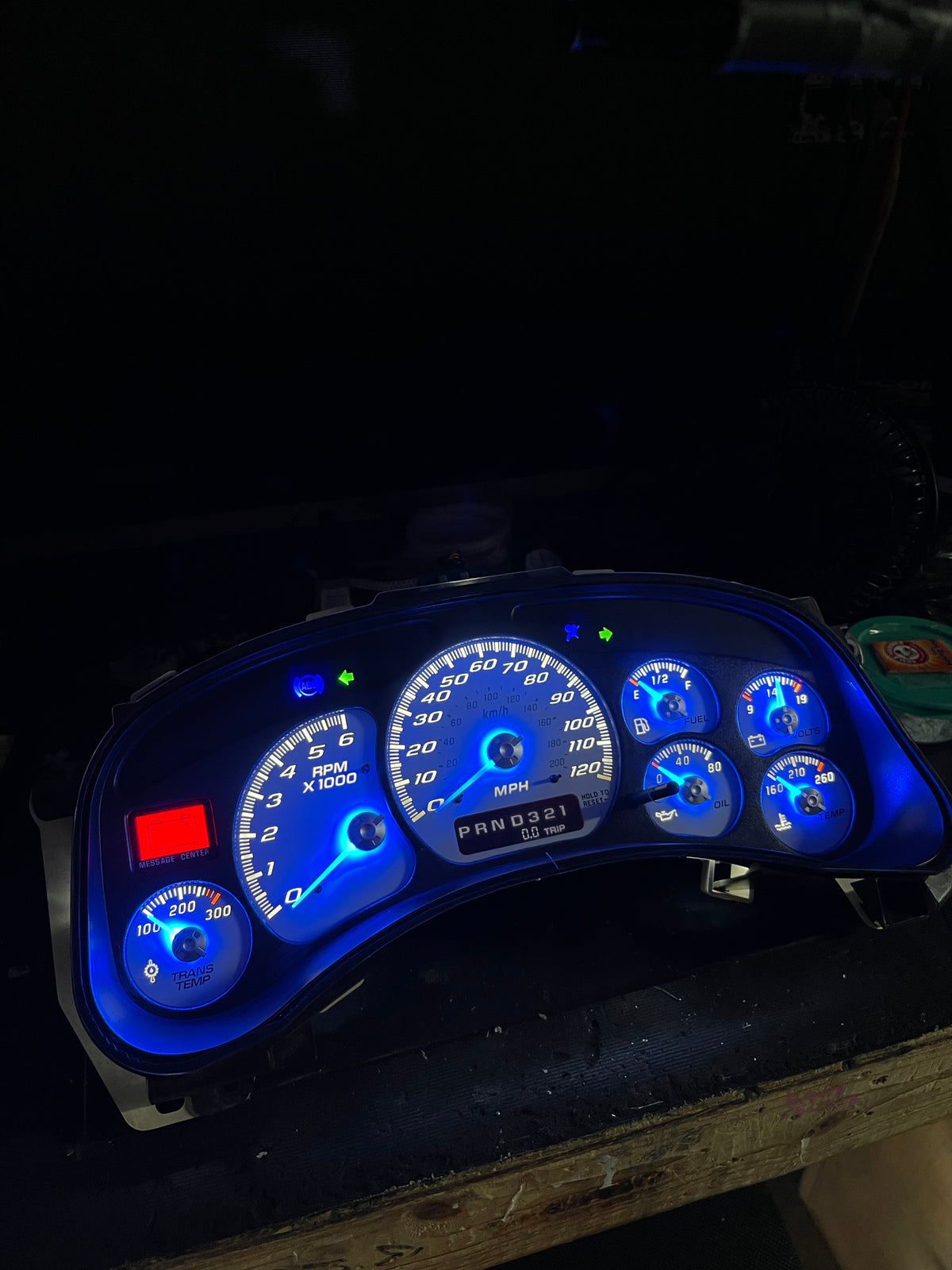 1999–2002 Silverado / Sierra White SS 120 MPH Gauge Cluster – Blue LEDs + Blue Glow Needles | Plug & Play Rebuild (Working Trans Temp)