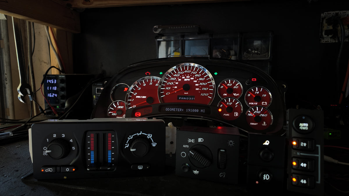 Red Super Sport (SS) Style Gauge Cluster Combo – 2003–2007 GM GMT800