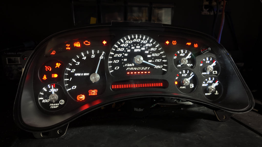 Black Super Sport (SS) Style Gauge Cluster – 2003–2007 GM GMT800