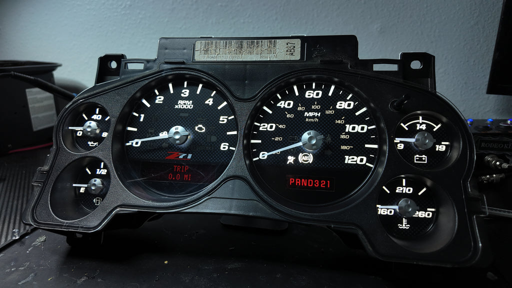 2007–2014 GM Carbon Fiber Z71 Gauge Cluster | white LED Backlight + White Warning Lights |