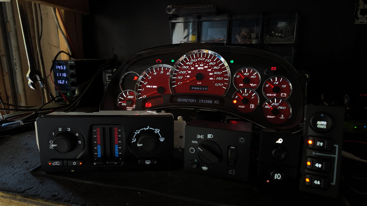 Red Super Sport (SS) Style Gauge Cluster Combo – 2003–2007 GM GMT800